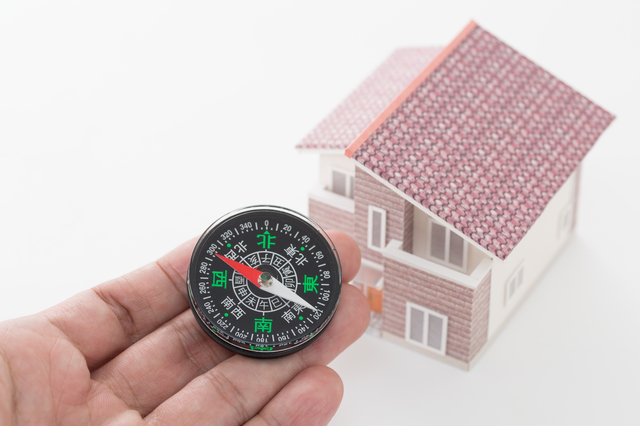 ホームズ 後悔する人も 角地を購入するうえで押さえておくべき注意点と土地選びのコツ 住まいのお役立ち情報