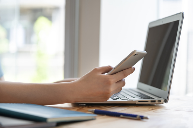 ホームズ ブラックリストに載ると住宅ローンは組めない 審査に不安があるときに目を向けるべきポイント 住まいのお役立ち情報