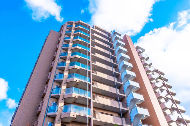 ホームズ マンションをすぐ売るには 売却期間短縮のコツと不動産買取のメリット デメリット 住まいのお役立ち情報
