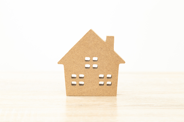 ホームズ 老後は賃貸より持ち家がいい 定年後を見据えた 50代の住まい選びのポイント 住まいのお役立ち情報 ホームズ 老後は賃貸より持ち家がいい 定年後を見据えた 50代の住まい選びのポイント 住まいのお役立ち情報